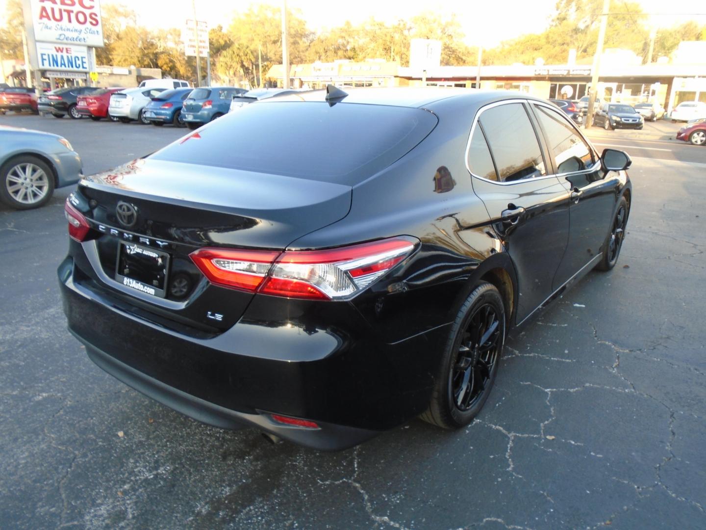 2020 Toyota Camry LE (4T1C11AK0LU) with an 2.5L L4 DOHC 16V engine, 8A transmission, located at 6112 N Florida Avenue, Tampa, FL, 33604, (888) 521-5131, 27.954929, -82.459534 - Photo#3